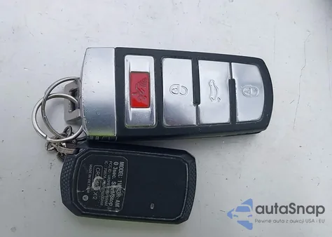 2014 Volkswagen Cc 2.0T Sport z USA, uszkodzony, nr VIN WVWBP7AN3EE517312